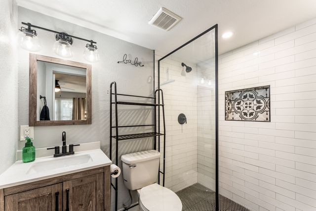 6065 Milton Street 133, Dallas, TX 75206