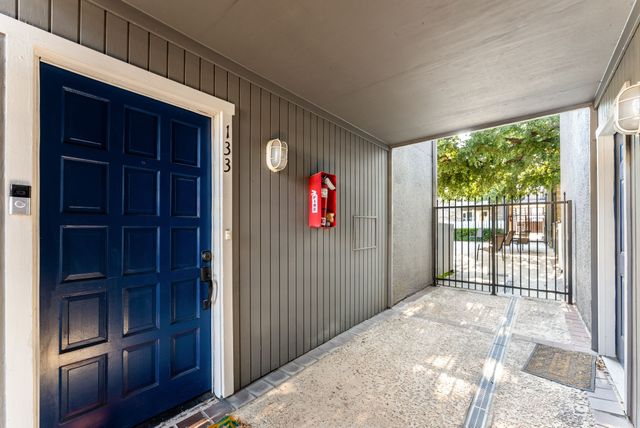 6065 Milton Street 133, Dallas, TX 75206