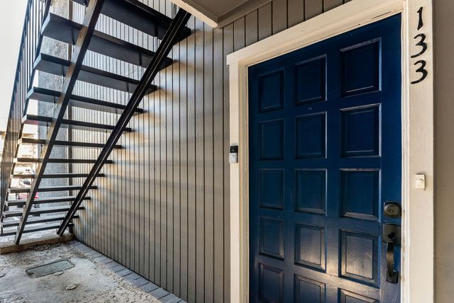 6065 Milton Street 133, Dallas, TX 75206