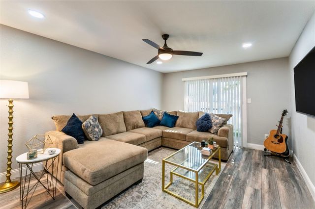 6065 Milton Street 133, Dallas, TX 75206