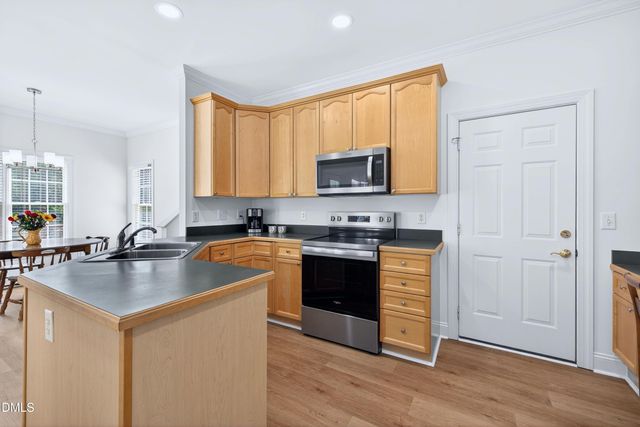 1702 Ashbark Court, Apex, NC 27502