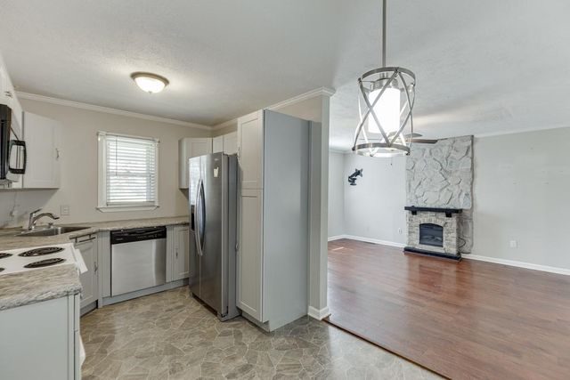 698 Melinda Drive, Winder, GA 30680