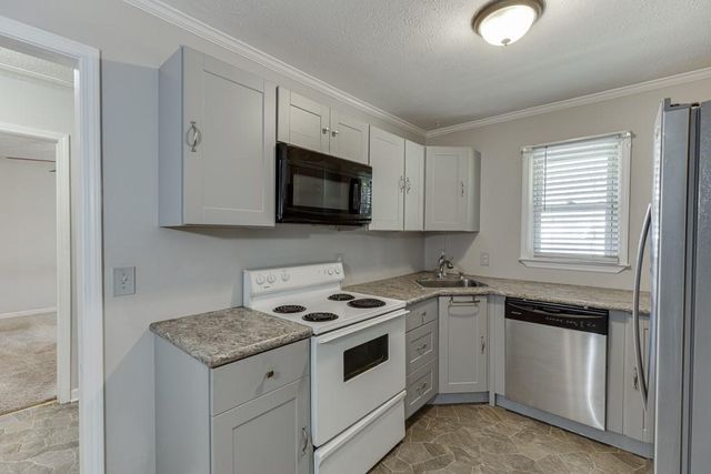 698 Melinda Drive, Winder, GA 30680