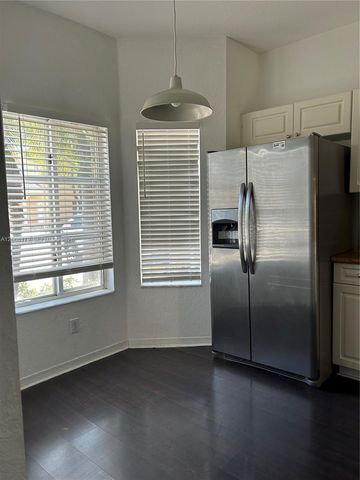 10763 NW 83rd Ter 5-26, Doral, FL 33178