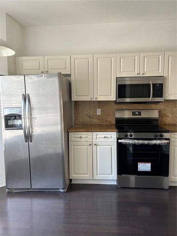 10763 NW 83rd Ter 5-26, Doral, FL 33178