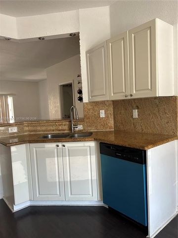 10763 NW 83rd Ter 5-26, Doral, FL 33178