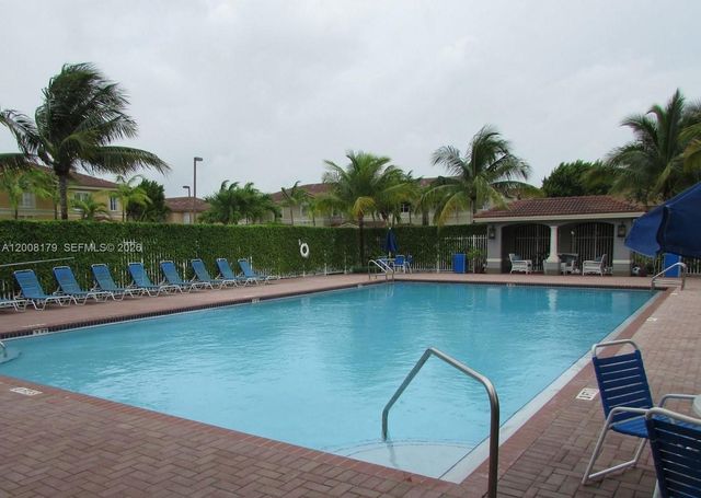 10763 NW 83rd Ter 5-26, Doral, FL 33178