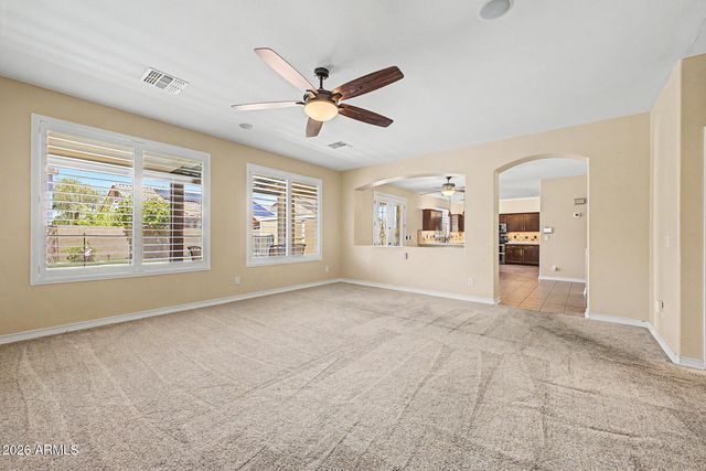 17940 W DESERT Lane, Surprise, AZ 85388