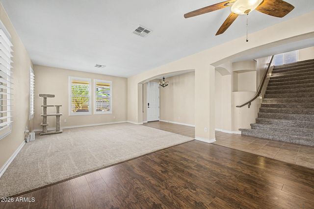 17940 W DESERT Lane, Surprise, AZ 85388