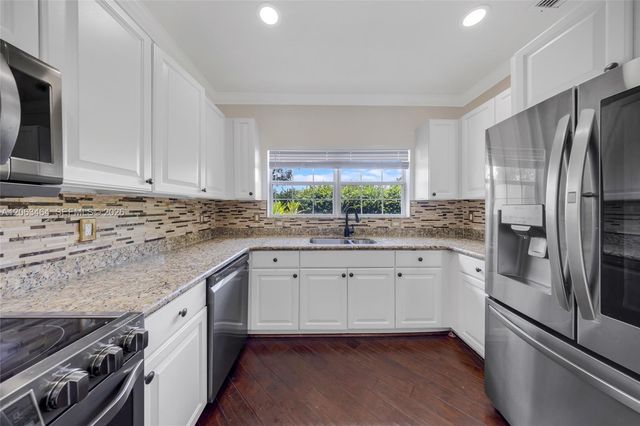 4501 Windmill Palm Way, Green Acres, FL 33463