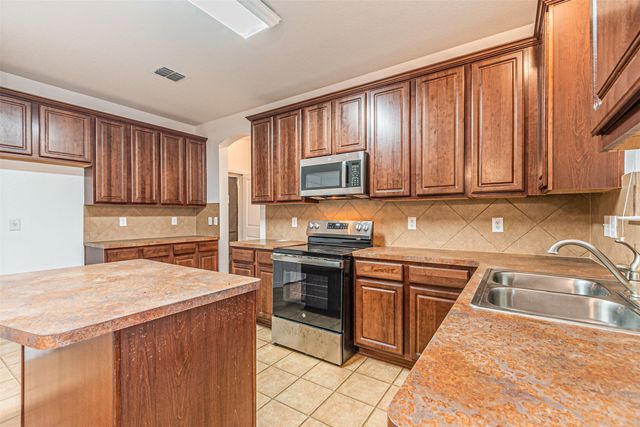 6547 Portside Ridge Lane, Dallas, TX 75249