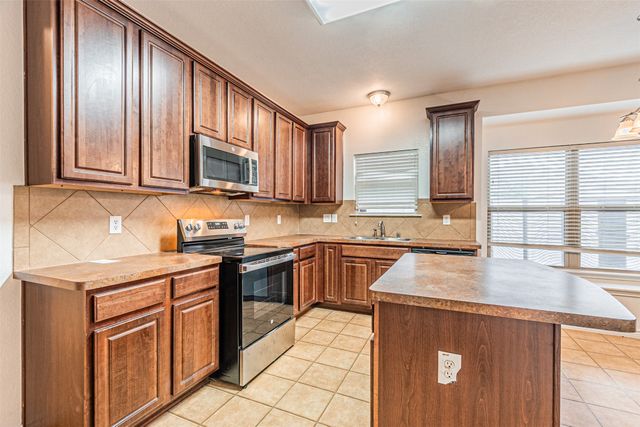 6547 Portside Ridge Lane, Dallas, TX 75249