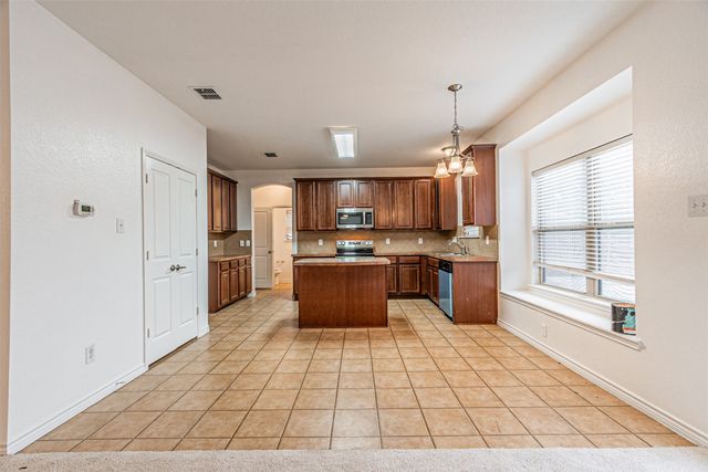6547 Portside Ridge Lane, Dallas, TX 75249