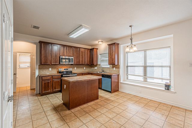 6547 Portside Ridge Lane, Dallas, TX 75249