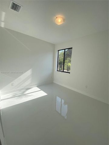 2402 SW 145th Pl 0, Miami, FL 33175