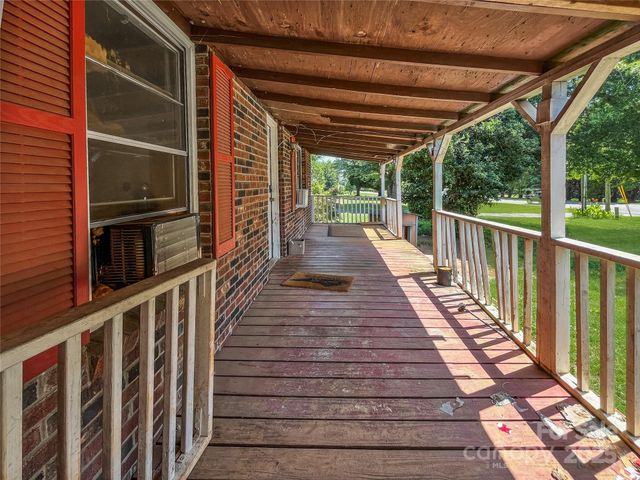 8397 Rhodhiss Road, Connelly Springs, NC 28612