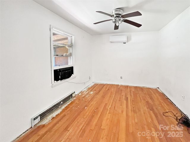 8397 Rhodhiss Road, Connelly Springs, NC 28612
