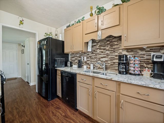 457 Whitley Street, Cedar Hill, TX 75104
