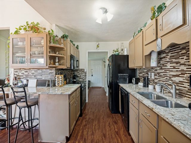 457 Whitley Street, Cedar Hill, TX 75104