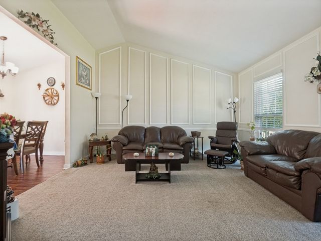 457 Whitley Street, Cedar Hill, TX 75104