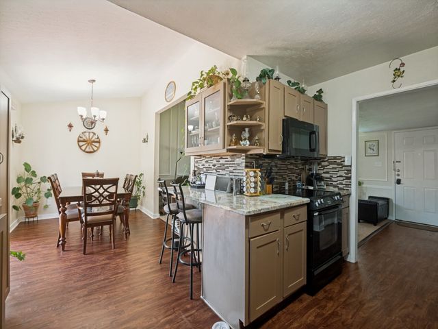 457 Whitley Street, Cedar Hill, TX 75104