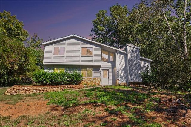 6567 Oakwood Drive, Douglasville, GA 30135