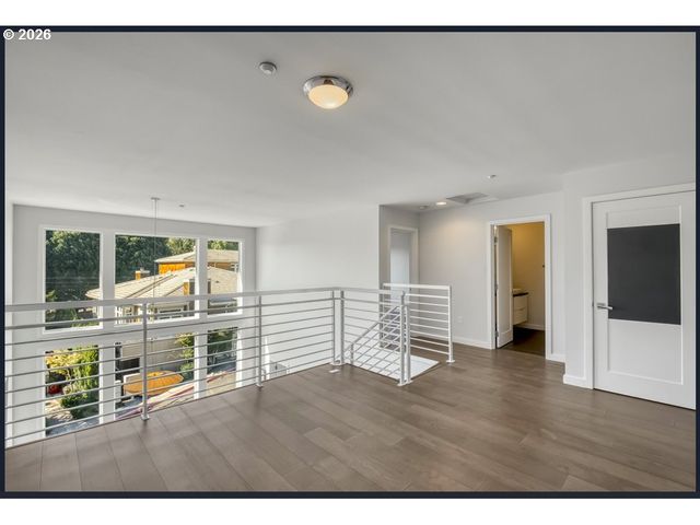 3058 Nw MONTARA Loop, Portland, OR 97229