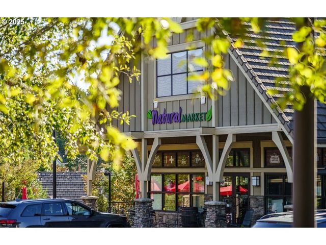 3058 Nw MONTARA Loop, Portland, OR 97229