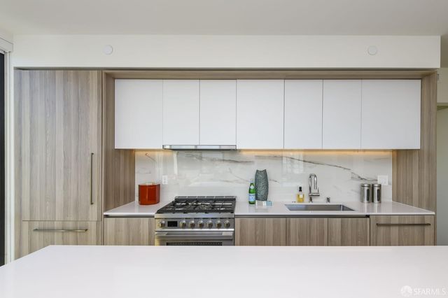 100 Duboce Avenue 504, San Francisco, CA 94103