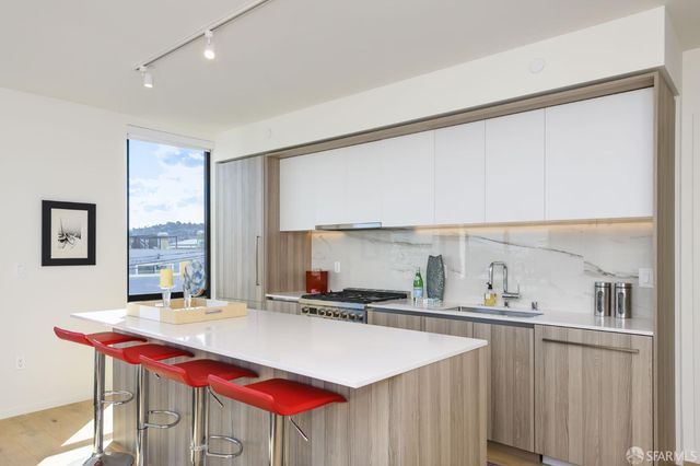 100 Duboce Avenue 504, San Francisco, CA 94103