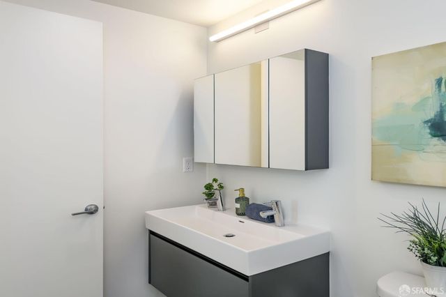 100 Duboce Avenue 504, San Francisco, CA 94103