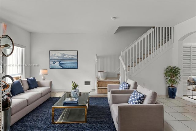 8245 NW 108th Ave 6-15, Doral, FL 33178