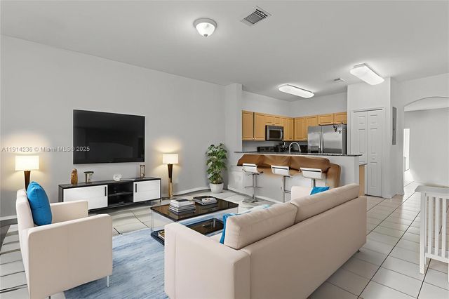 8245 NW 108th Ave 6-15, Doral, FL 33178