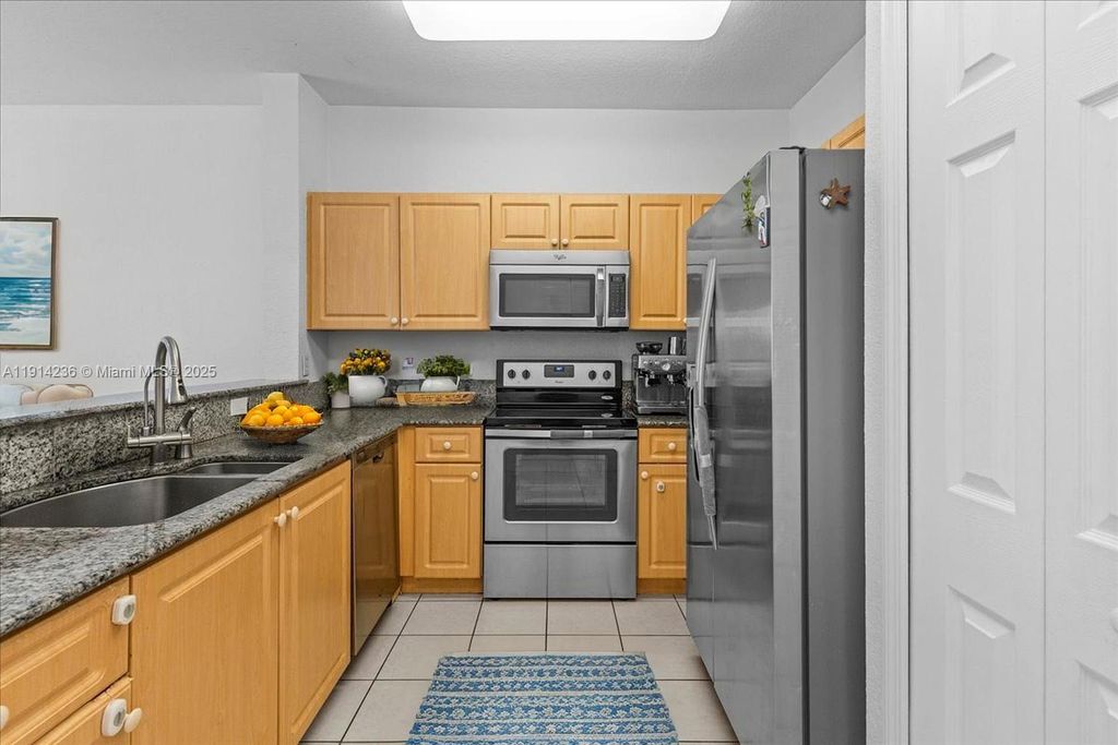 8245 NW 108th Ave 6-15, Doral, FL 33178