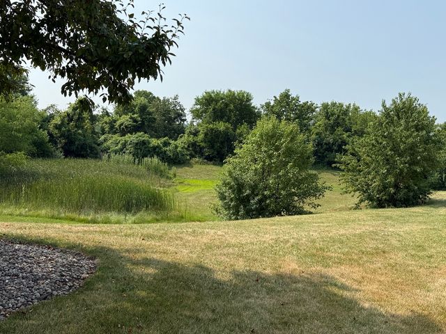 1411 BERTA Drive 2N, Crest Hill, IL 60403
