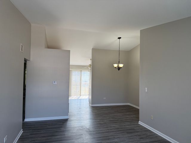 1411 BERTA Drive 2N, Crest Hill, IL 60403
