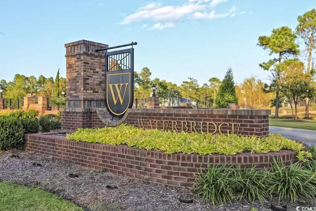 2948 Moss Bridge Ln., Myrtle Beach, SC 29579