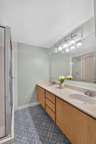 7109 71st Way, West Palm Beach, FL 33407