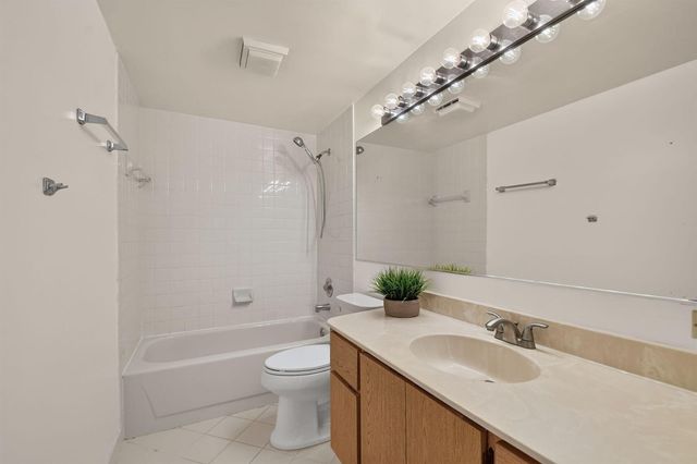 7109 71st Way, West Palm Beach, FL 33407