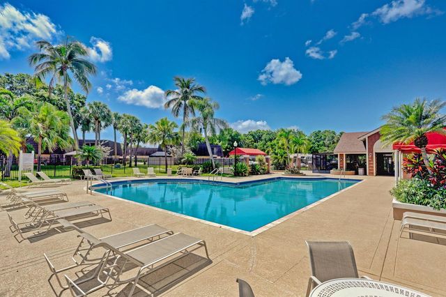 7109 71st Way, West Palm Beach, FL 33407