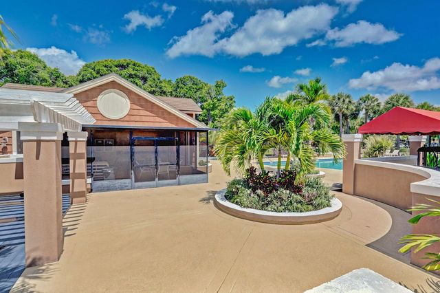 7109 71st Way, West Palm Beach, FL 33407