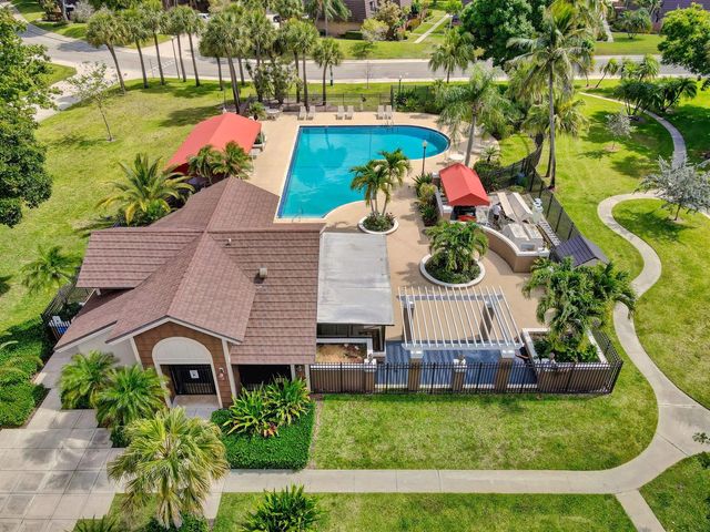 7109 71st Way, West Palm Beach, FL 33407
