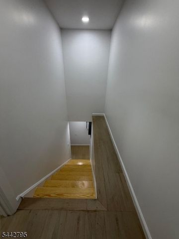 299 W Broadway, Paterson City, NJ 07522
