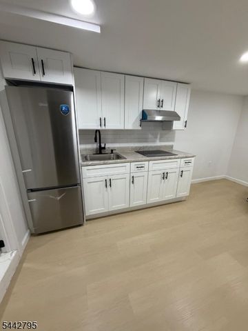299 W Broadway, Paterson City, NJ 07522