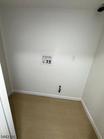 299 W Broadway, Paterson City, NJ 07522