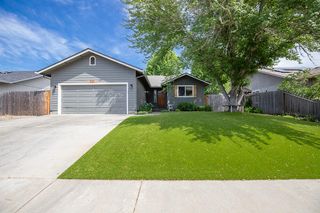 2126 SW Webster Road, Grants Pass, OR 97526