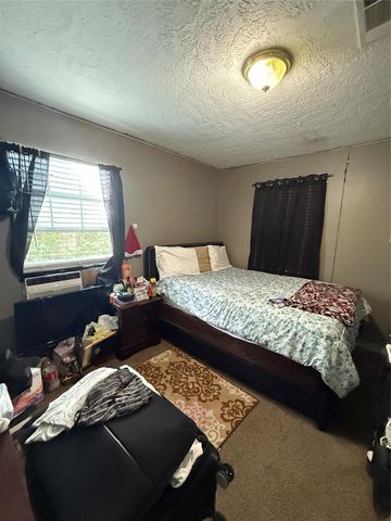 4214 Neal Street, Houston, TX 77017