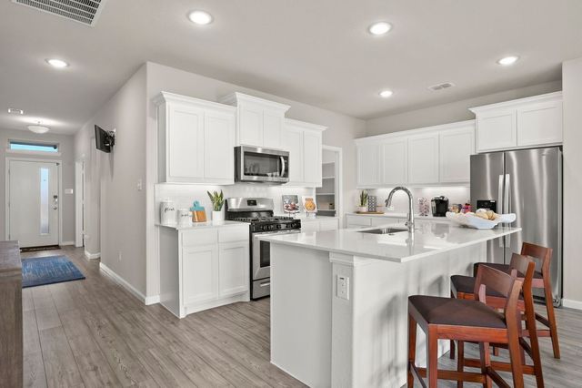 596 Moonrise Street, Waxahachie, TX 75165