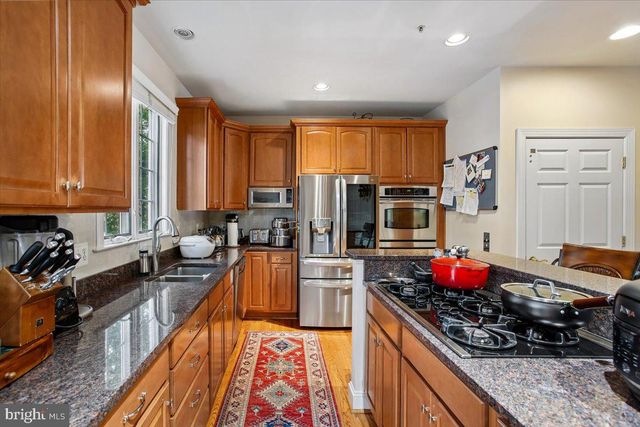 1309 MCLEAN CREST CT, Mclean, VA 22101