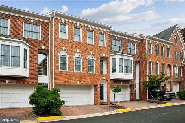 1309 MCLEAN CREST CT, Mclean, VA 22101